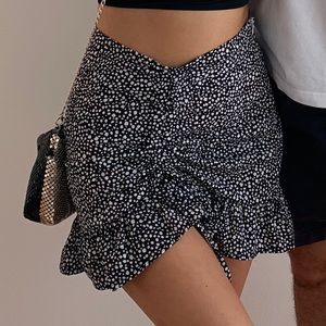 Black & White Scrunch Skirt